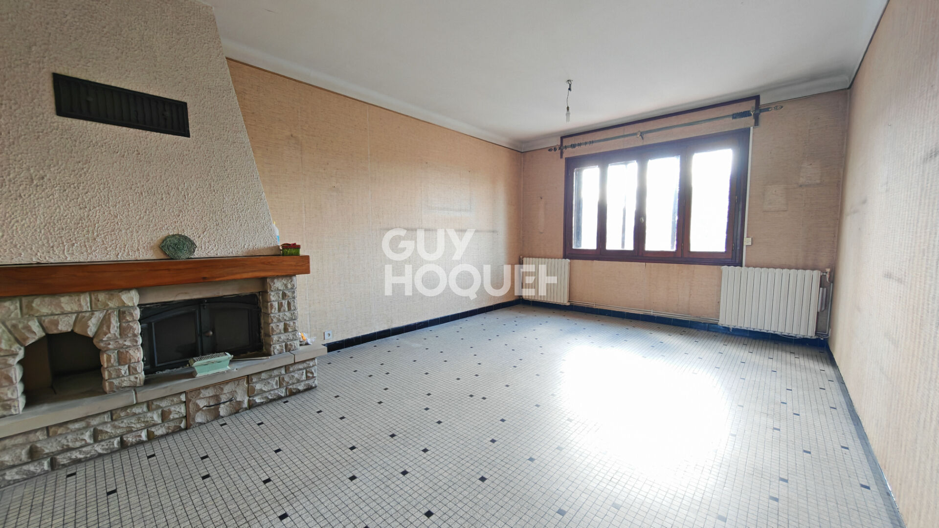 TOULOUGES Maison familiale 4 chambres sur 1075 m² de terrain avec appartement indépendant