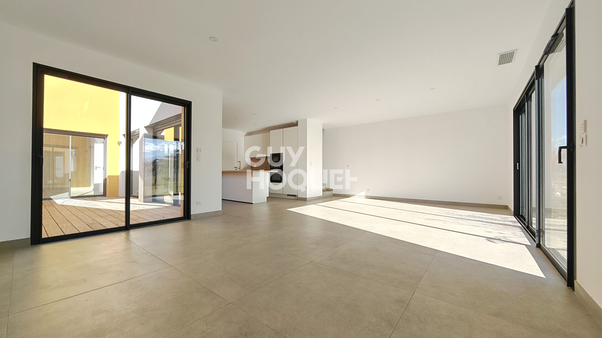 Villa contemporaine NEUVE à Saint-Cyprien 4 pièce(s) 127 m2. Elégance, Confort et Intimité au coeur du résidentiel LE GREEN.