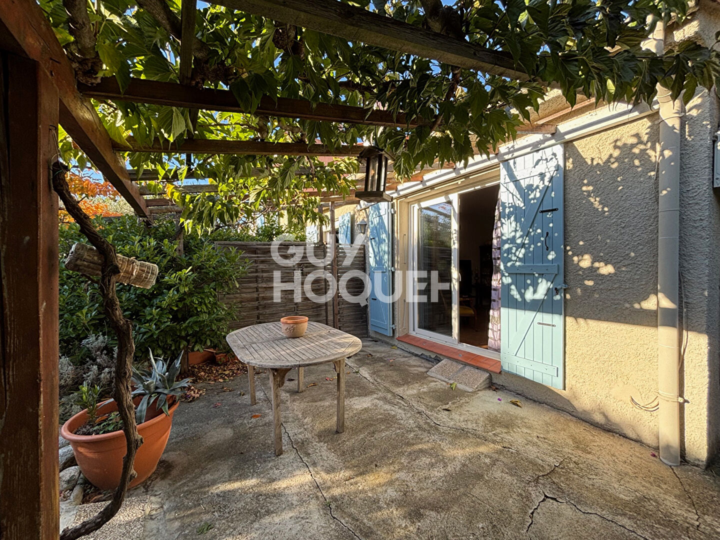 Maison à vendre à Canohès - 4 pièces avec jardin et grand garage