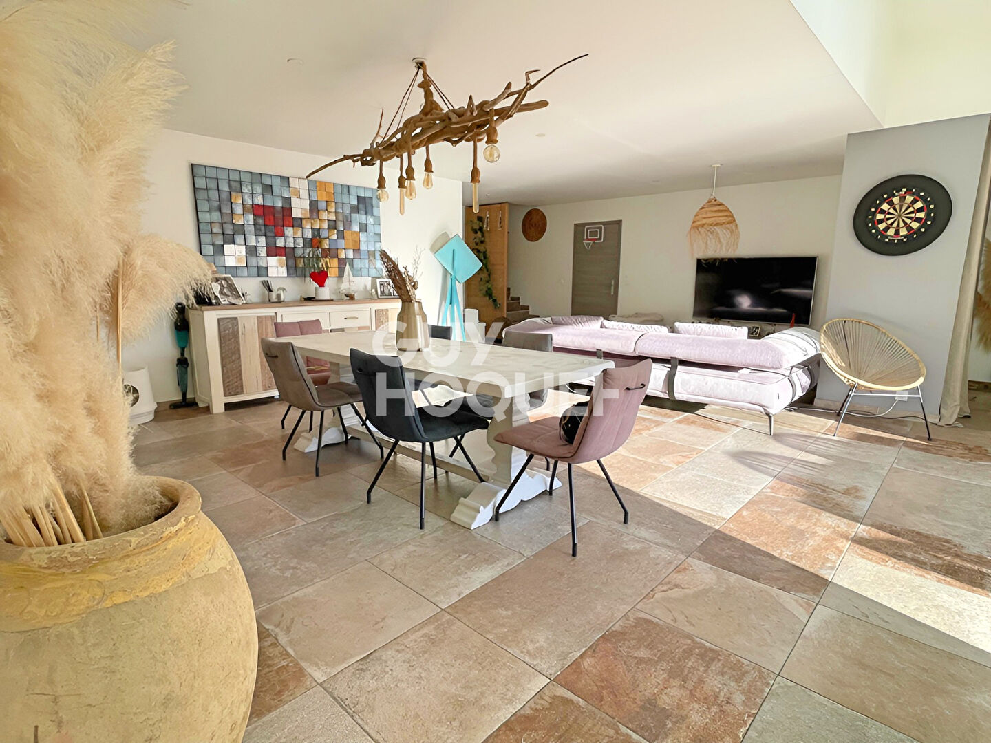 Maison à vendre à Canohès - 5 pièces avec piscine et garage.