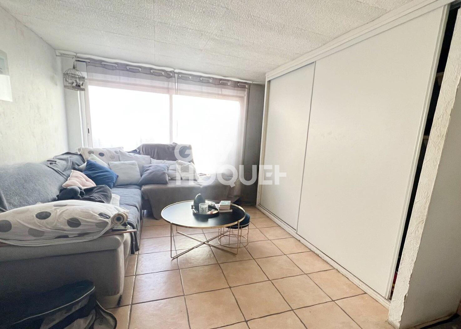 CANOHES, 3 faces, 5 pièces avec un garage, cour et terrasse