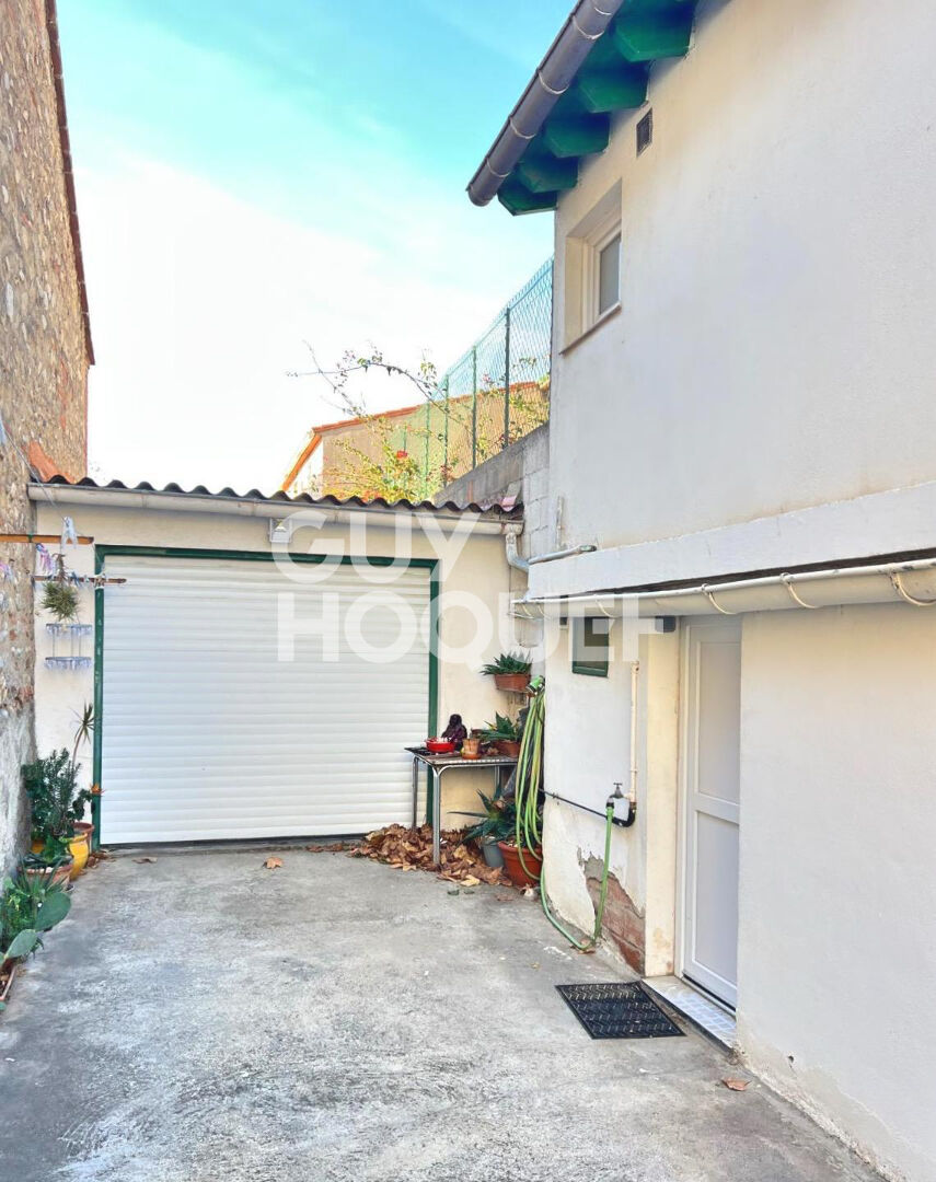 CANOHES, 3 faces, 5 pièces avec un garage, cour et terrasse