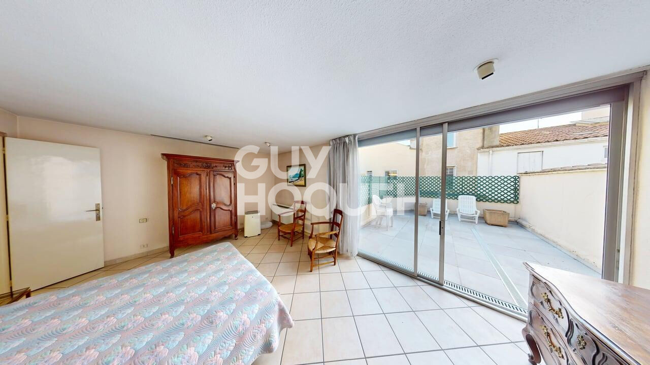 PERPIGNAN en face des Dames de France, Appartement bourgeois, 5 pièces, 140m² avec terrasse.