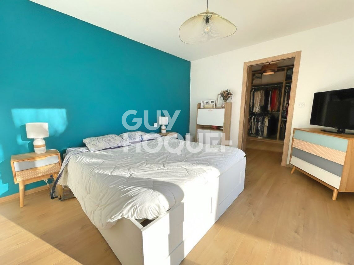 Ponteilla, propriété 4 faces, 150 m² habitables sur parcelle 30 000m²