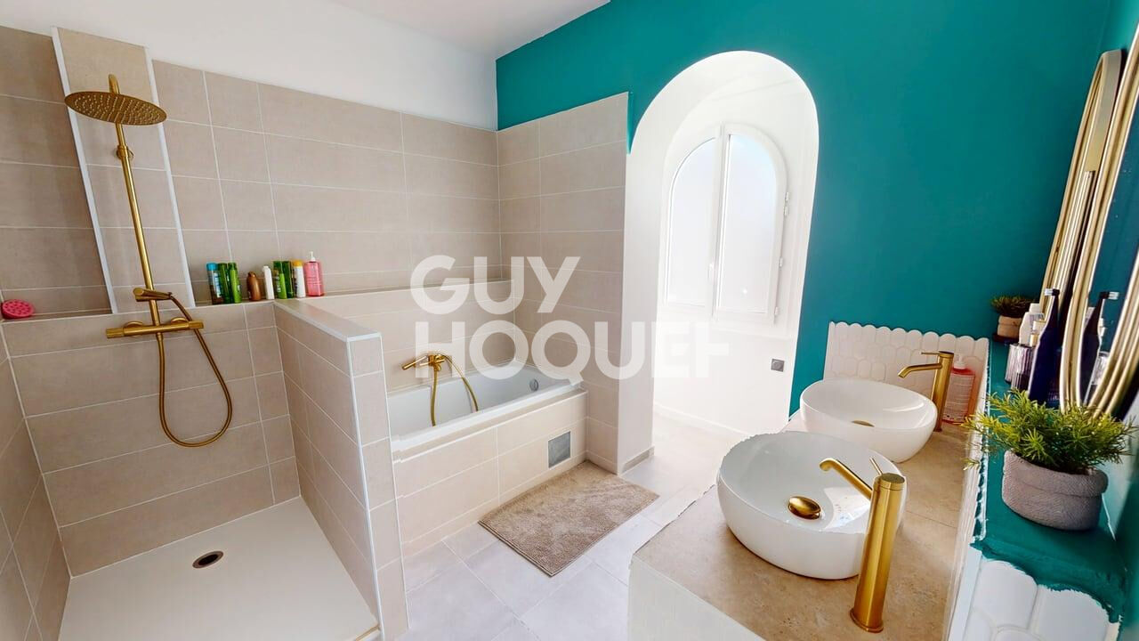 PERPIGNAN quartier des platanes, à vendre maison de ville, 4 pièces avec jardin et garage à motos