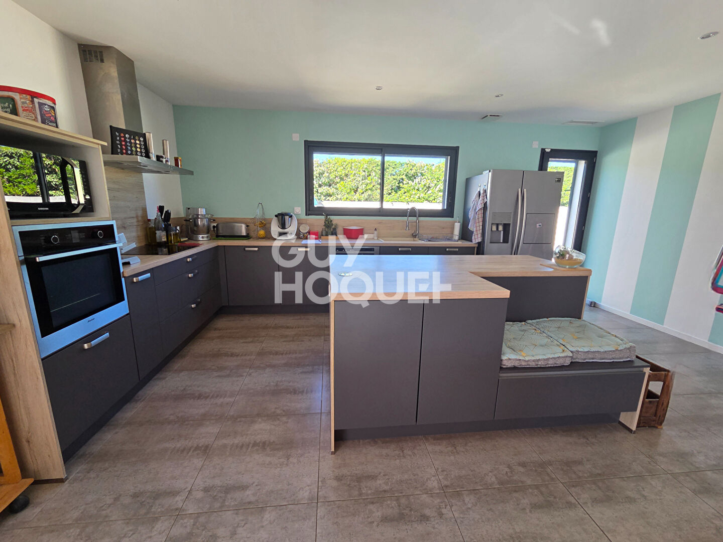 A vendre à Canohès, maison 3 faces, 158m², 5 pièces avec garage et jardin