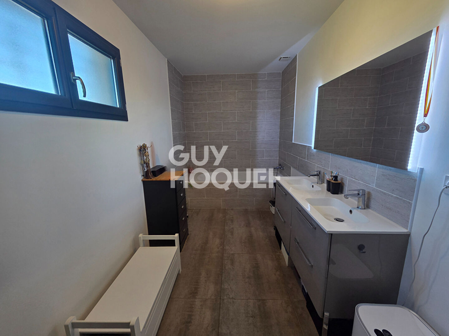 A vendre à Canohès, maison 3 faces, 158m², 5 pièces avec garage et jardin