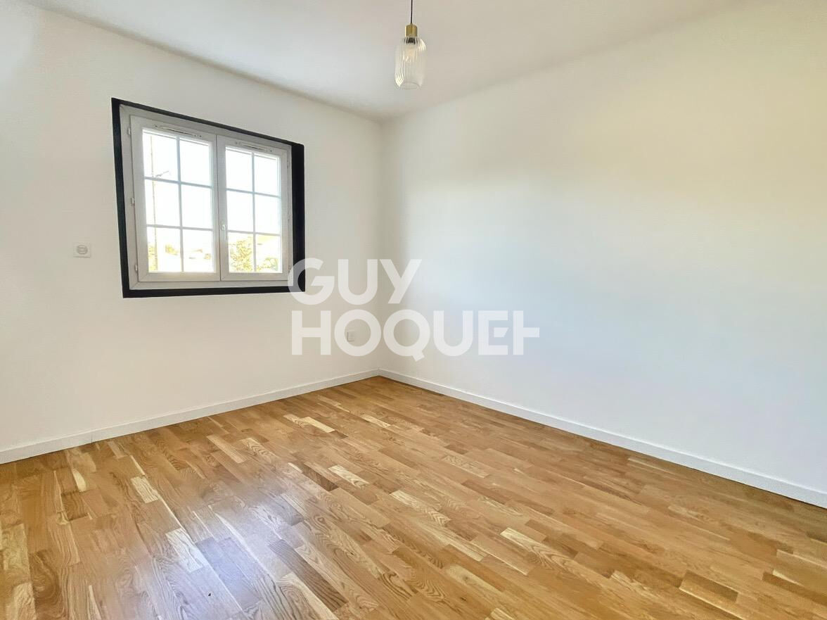 CANOHES Maison 3 faces entièrement rénovée, 4 pièces avec garage et jardin