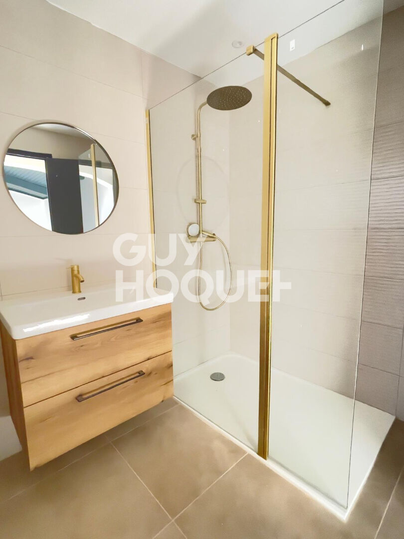 CANOHES Maison 3 faces entièrement rénovée, 4 pièces avec garage et jardin