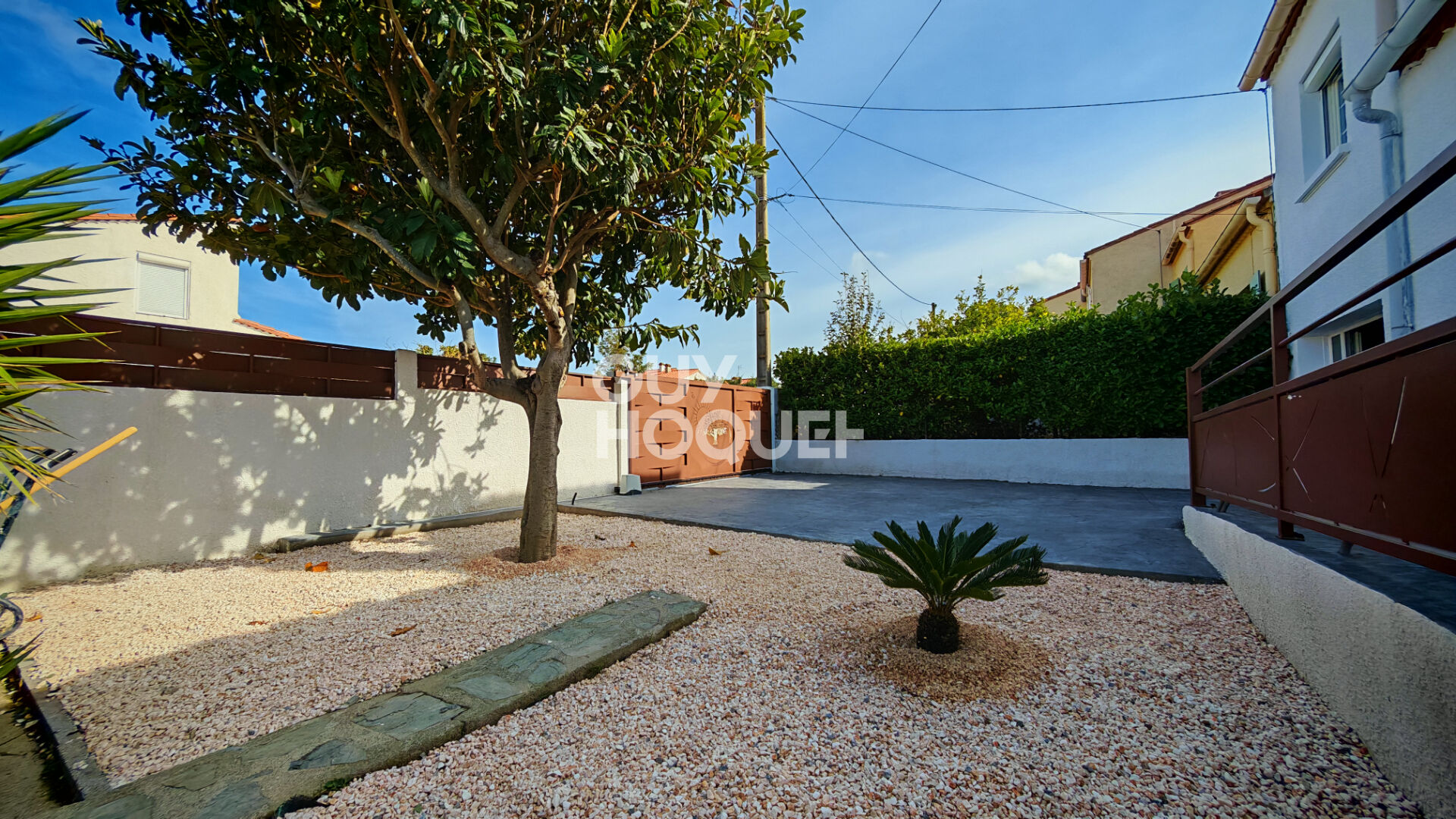 CANOHES Maison 3 faces entièrement rénovée, 4 pièces avec garage et jardin