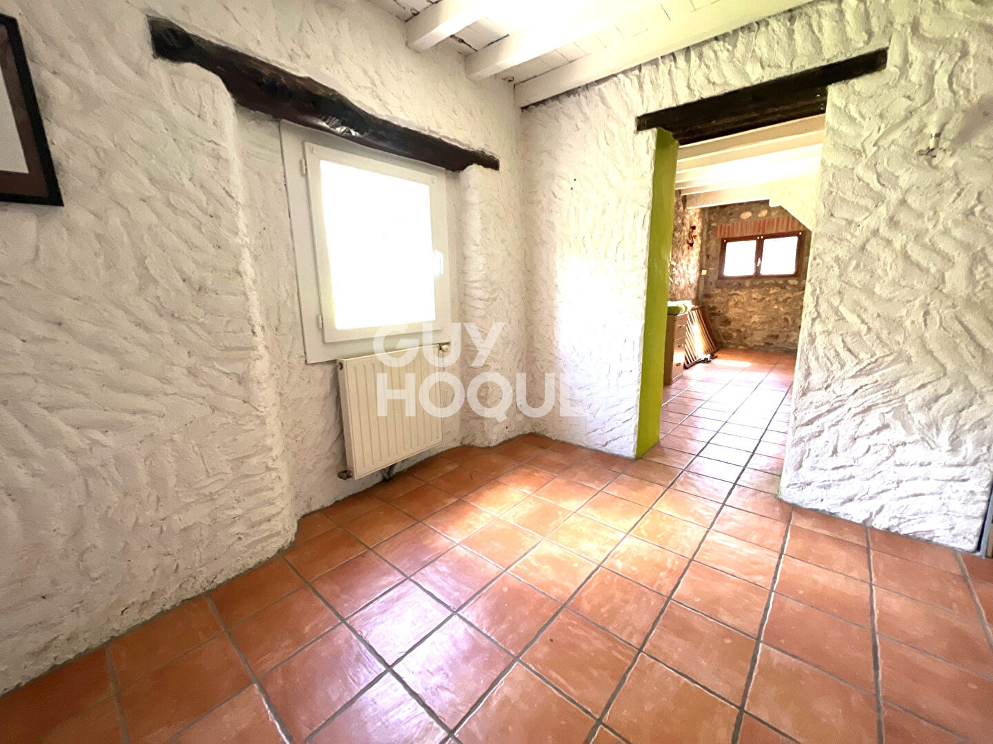 MAS EN PIERRE DE CARACTERE