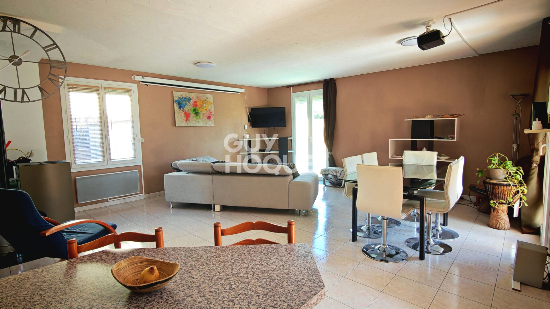 CANOHES à vendre, maison 4 faces de plain pied, 4 pièces avec piscine.