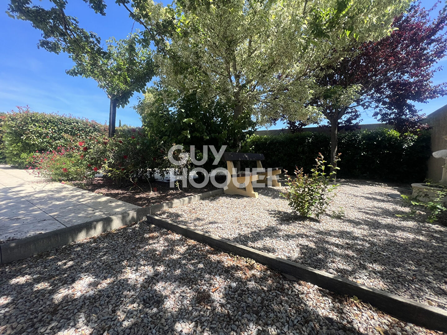 CASTELNOU, MAISON 4 FACES, 4 CHAMBRES, TERRAIN 1588 M2 GARAGE DOUBLE