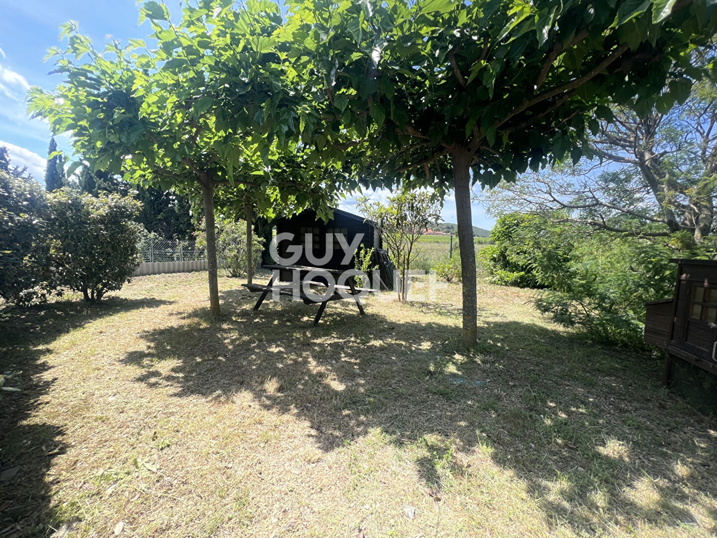 CASTELNOU, MAISON 4 FACES, 4 CHAMBRES, TERRAIN 1588 M2 GARAGE DOUBLE