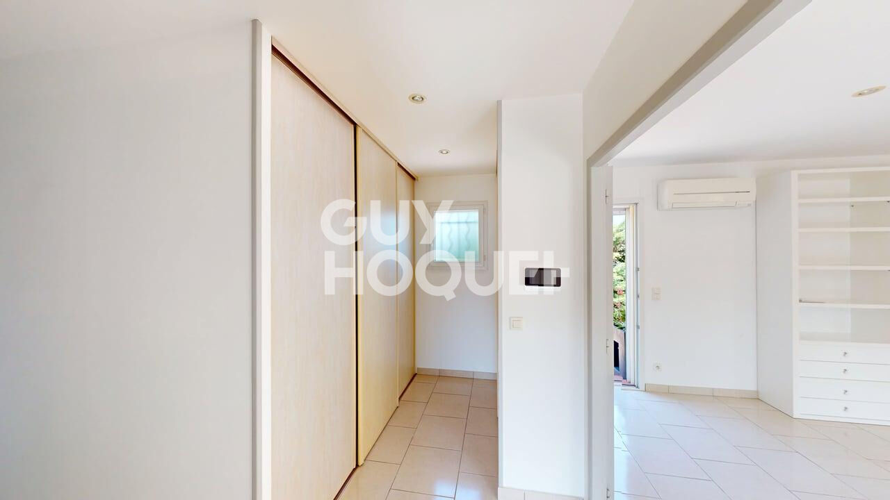 CASTELNOU, MAISON 4 FACES, 4 CHAMBRES, TERRAIN 1588 M2 GARAGE DOUBLE