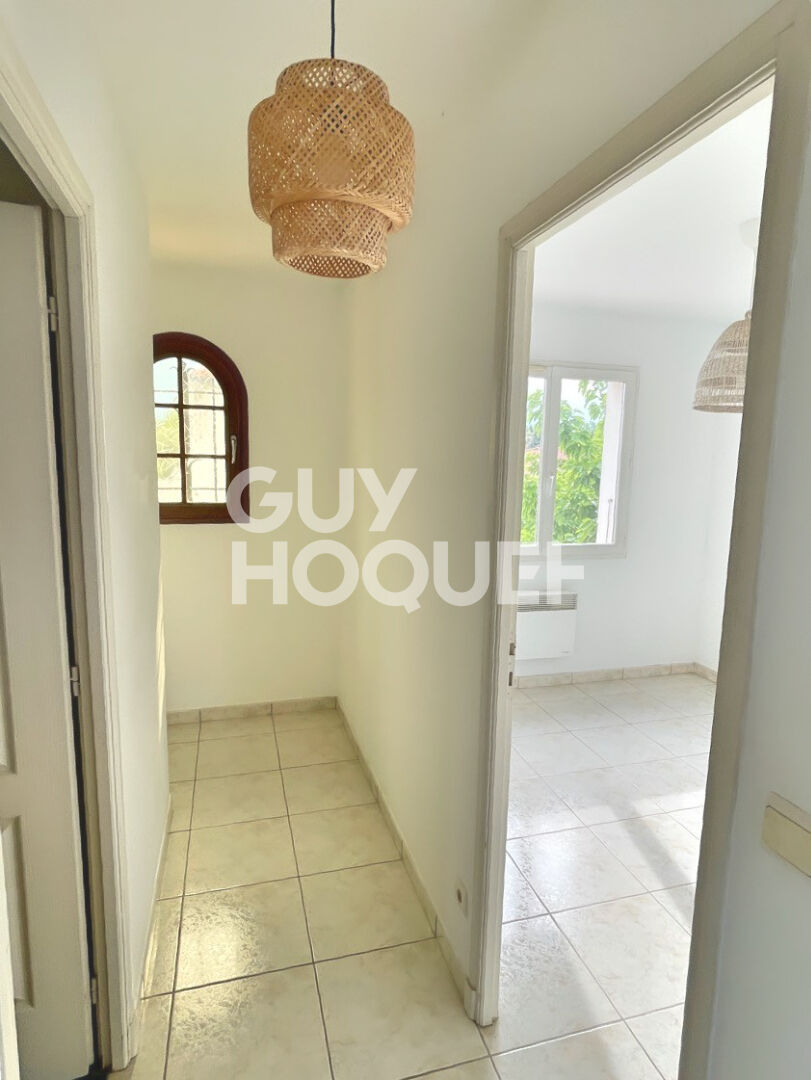 Maison Canohes 5 pièces 125 m2avec garage et piscine