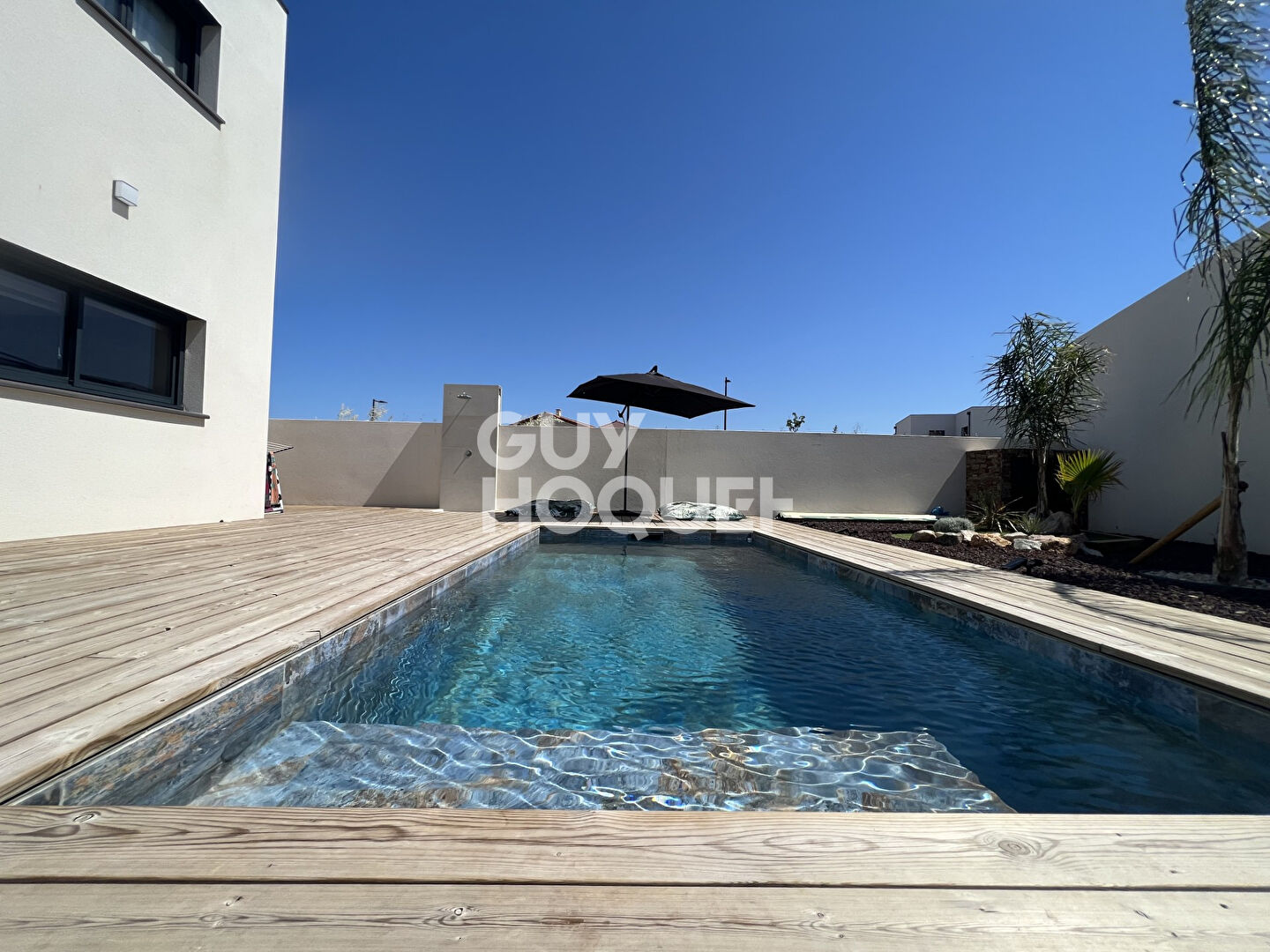 POLLESTRES Villa 4 chambres contemporaine, Haut de Gamme (dpe A), piscine