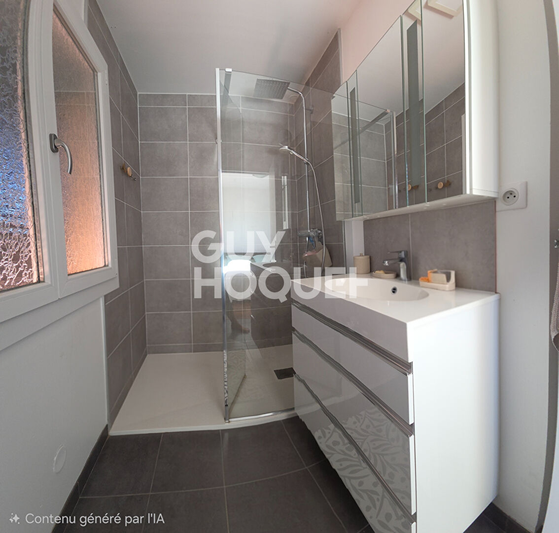 Maison 5 pièces avec jardin à vendre à Perpignan Sud, quartier Porte d'Espagne - 249 000 