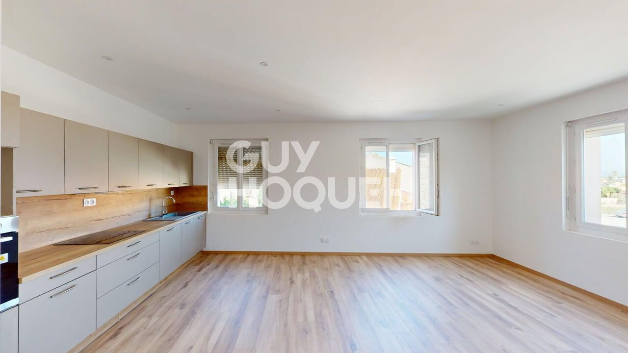 CANOHES Appartement de type T3 entièrement rénové avec grand garage.