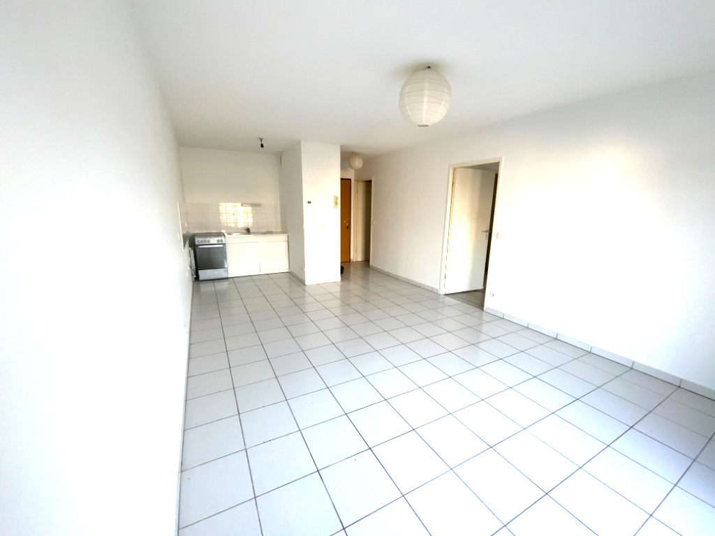 Appartement T2 Carbon Blanc 44 m2