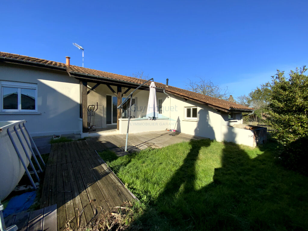 CARBON BLANC  maison T 4