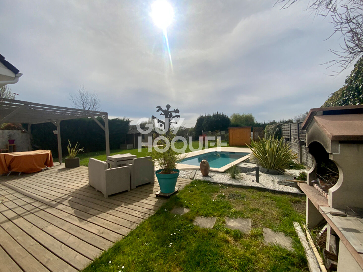 Maison rénovée 5 pièces à AMBARES ET LAGRAVE