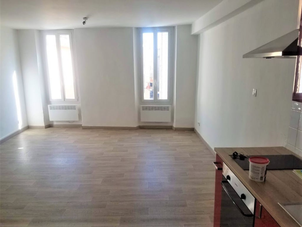 À louer, appartement de 34 m², 1 pièce à CARPENTRAS (84200).
