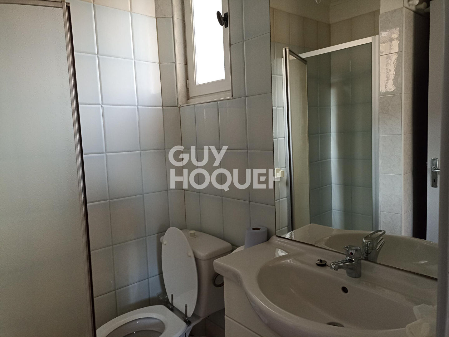 Appartement 1 pièce d'environ 25 m² à louer à CARPENTRAS (84200).