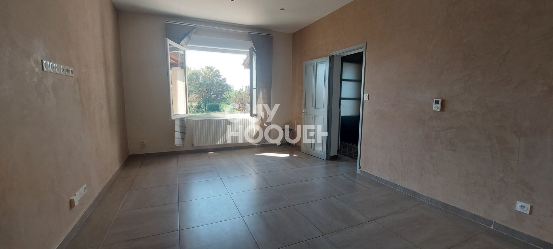 Maison de ville - 5 pièces - 127 m² - 4 chambres - Jardin - Garage - Forage