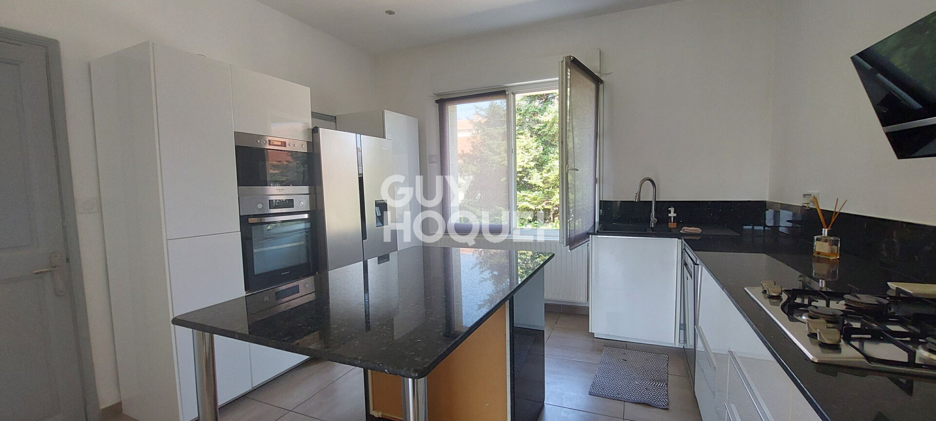 Maison de ville - 5 pièces - 127 m² - 4 chambres - Jardin - Garage - Forage