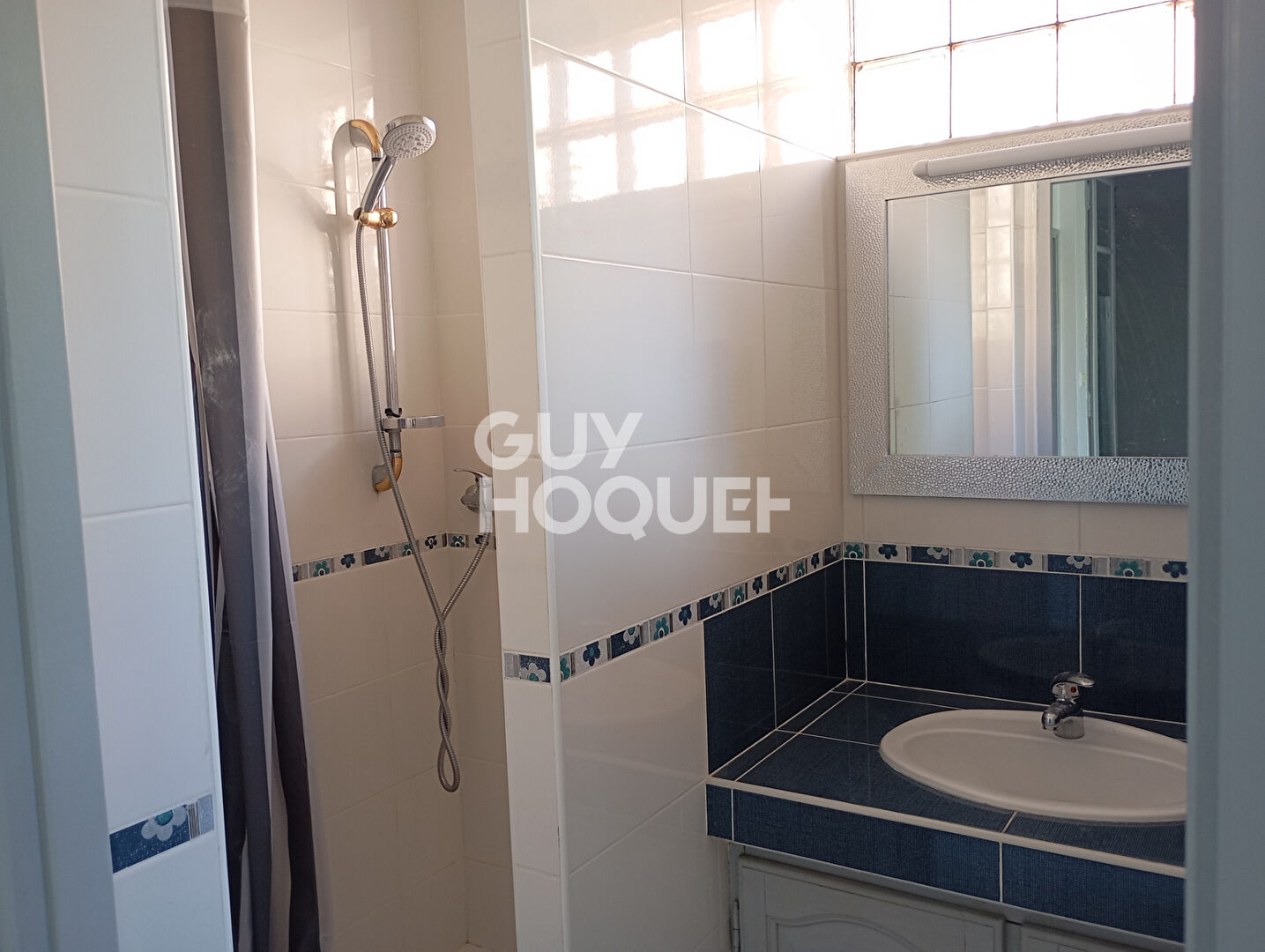 À louer, appartement d'une surface habitable de 80 m², 4 pièces à CARPENTRAS (84200).