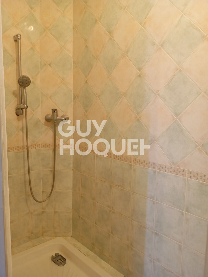 À louer, appartement d'une surface habitable de 80 m², 4 pièces à CARPENTRAS (84200).
