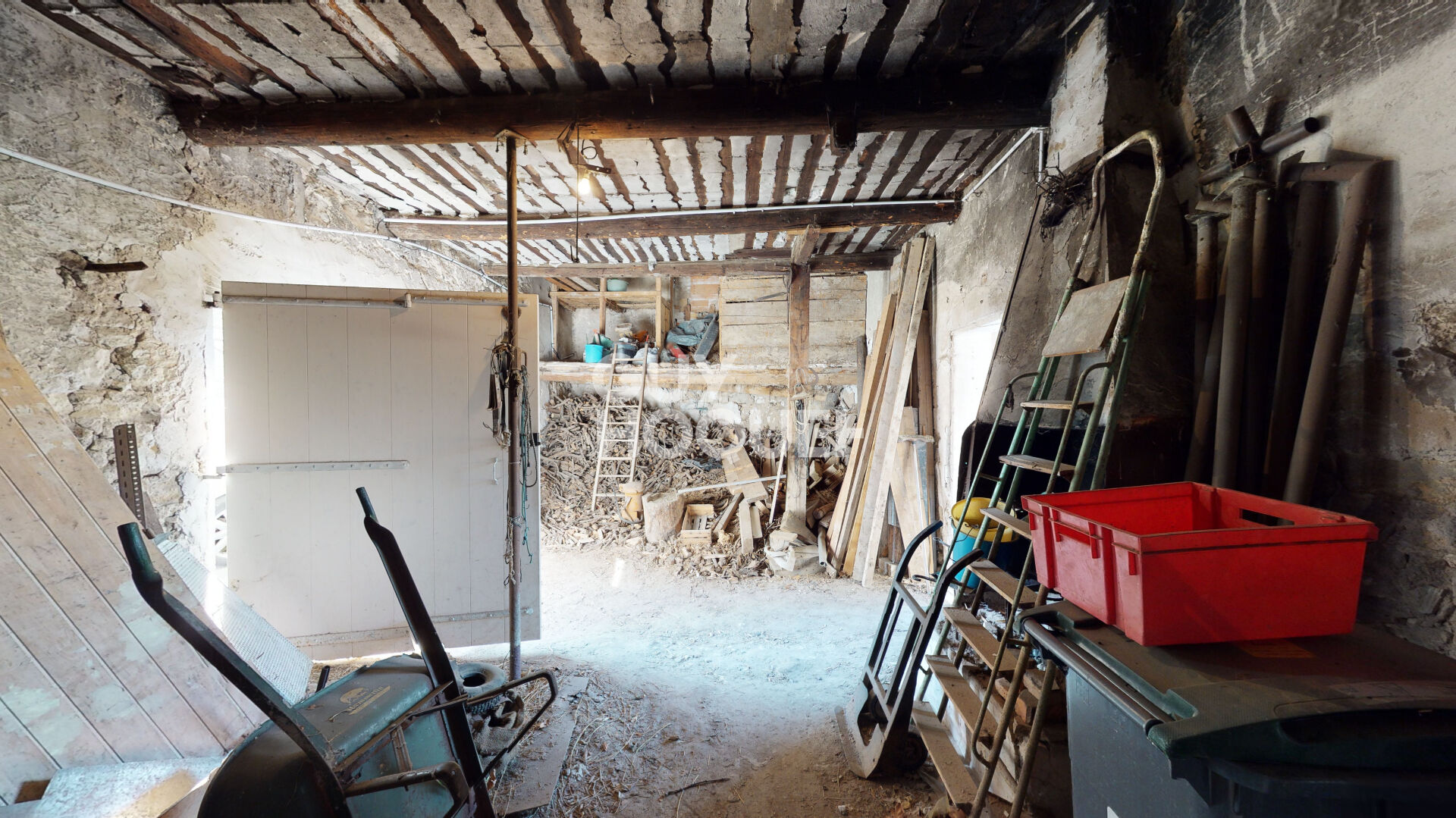 Maison Bourgeoise MAZAN - Enorme potentiel - 920 m² de terrain