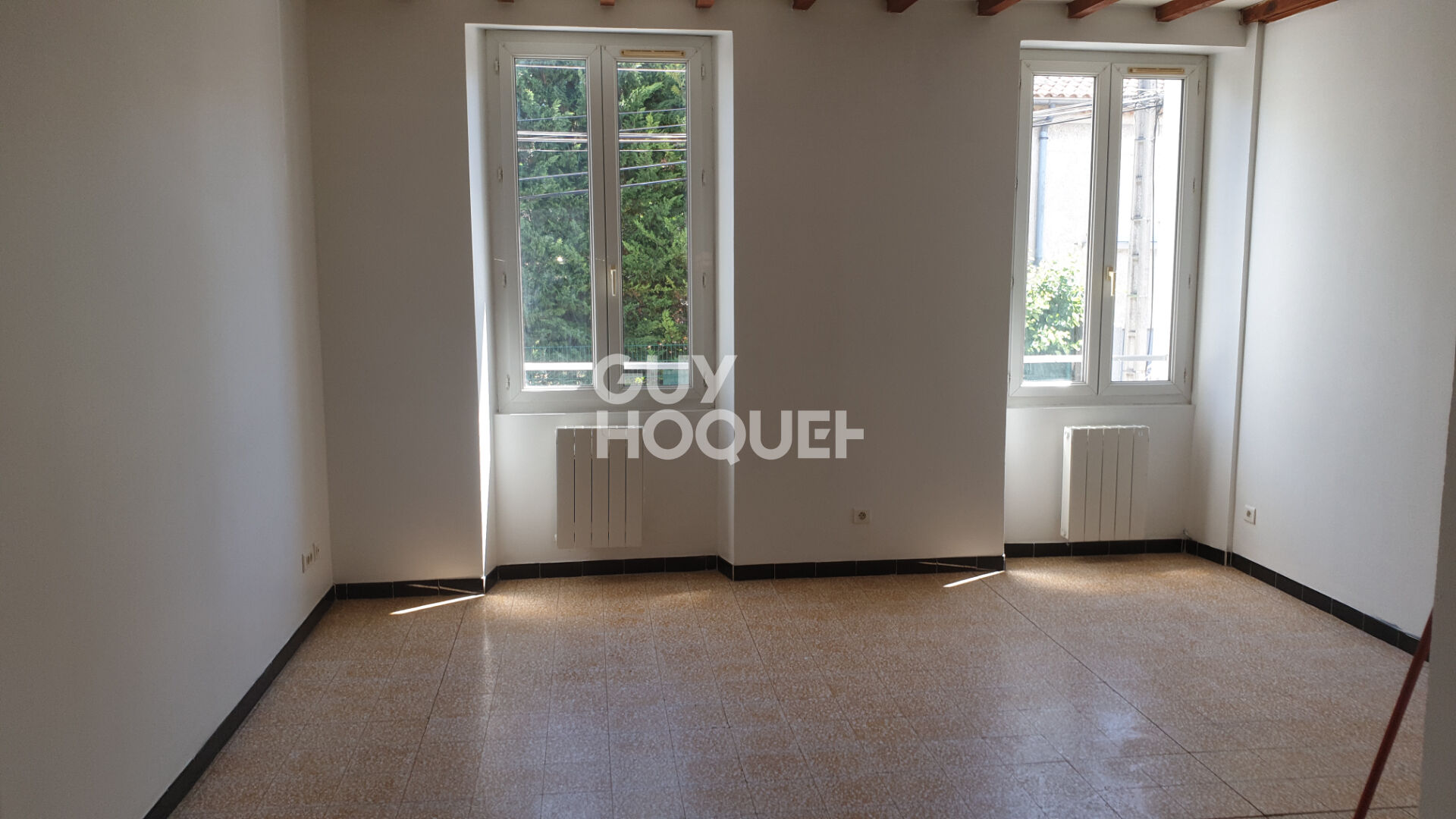 Immeuble Carpentras - 3 lots - Très bon état général