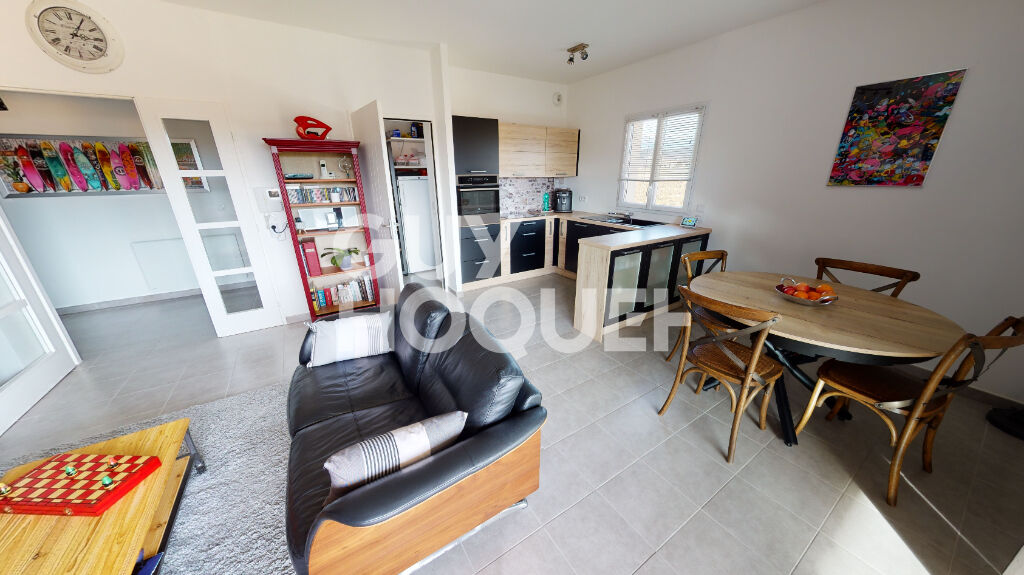 Vente d'un appartement 4 pièces (93 m²) à MAZAN