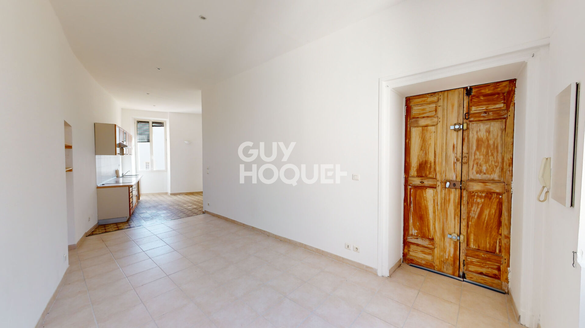 CARPENTRAS Centre - Idéal Investisseur : T2 Rénové et Déjà Loué !