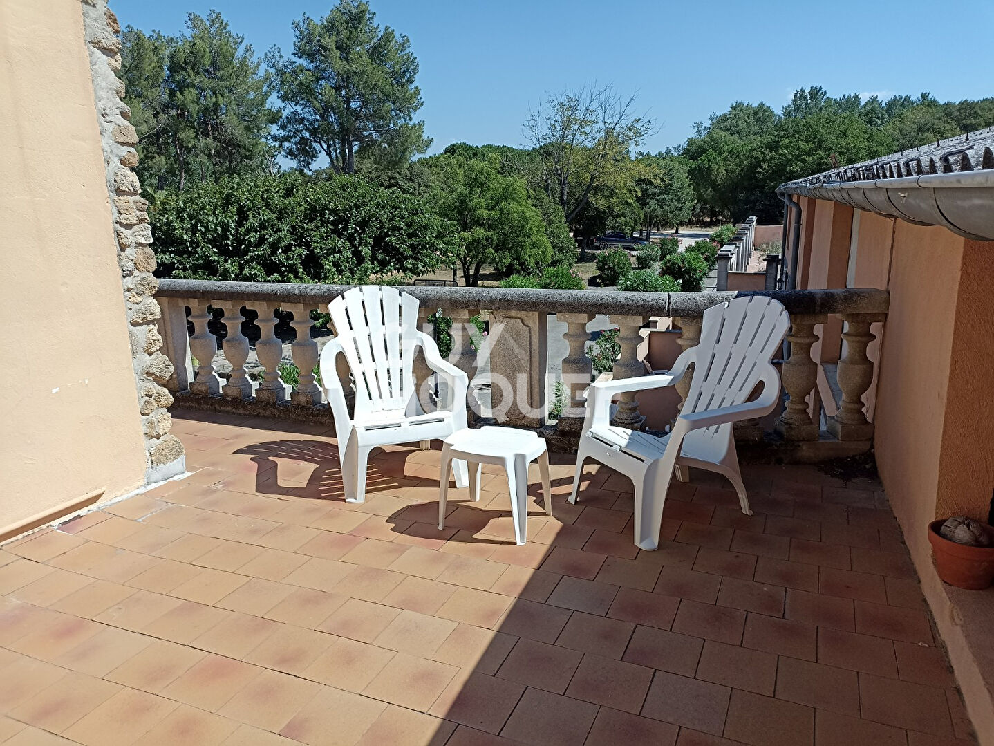 Location d'un appartement F1 bis MEUBLE (47 m²) à SORGUES