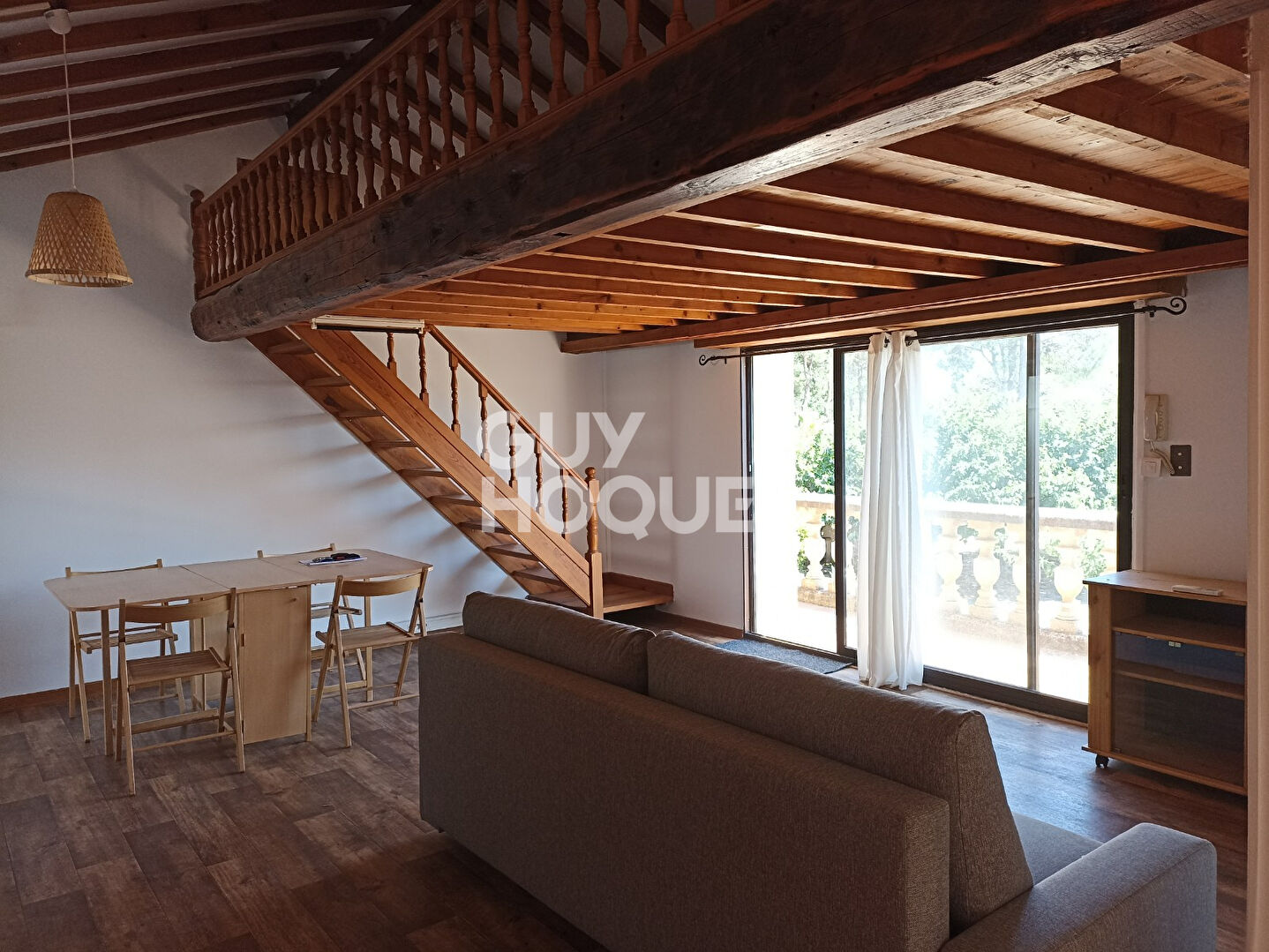 Location d'un appartement F1 bis MEUBLE (47 m²) à SORGUES