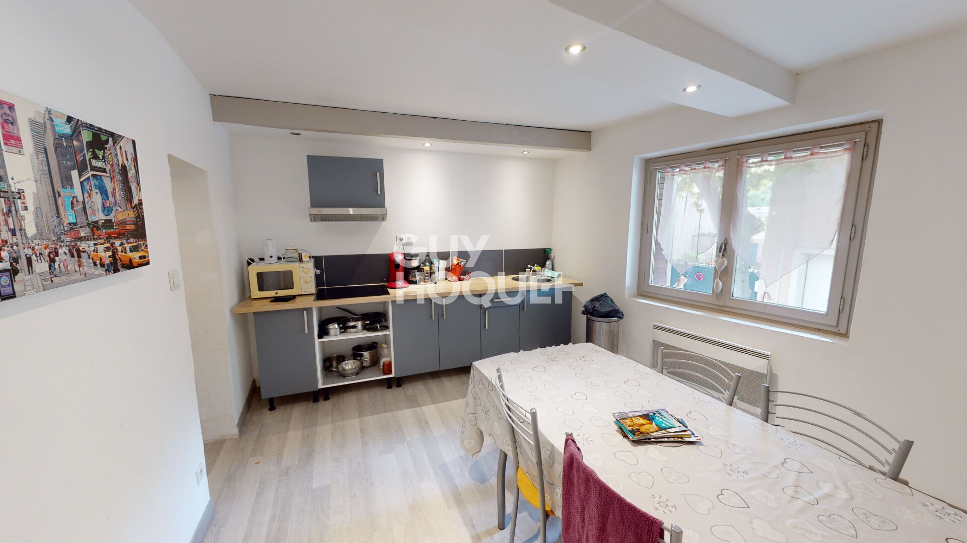 Maison de ville entièrement rénovée - MALAUCENE