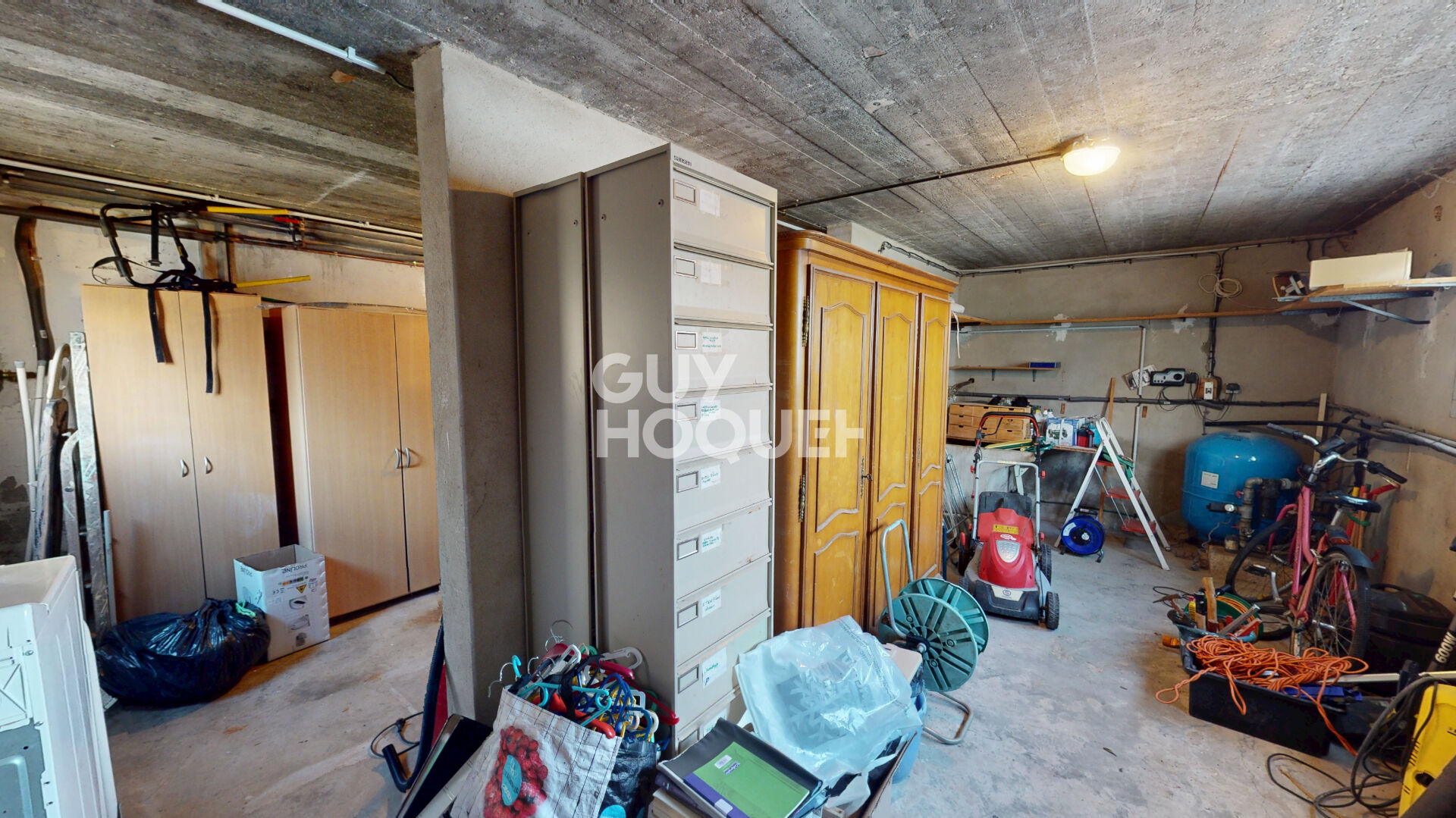 Maison 220 m² - Gros potentiel - Piscine - Vue Ventoux