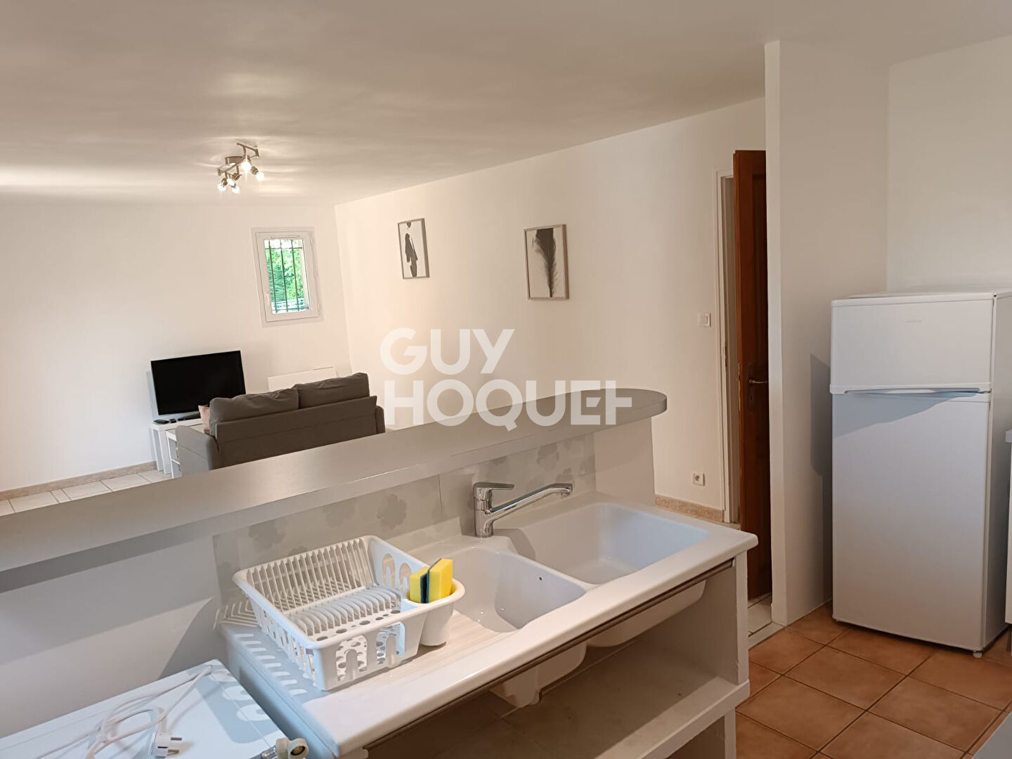 Location : appartement F2 meublé à VIOLES