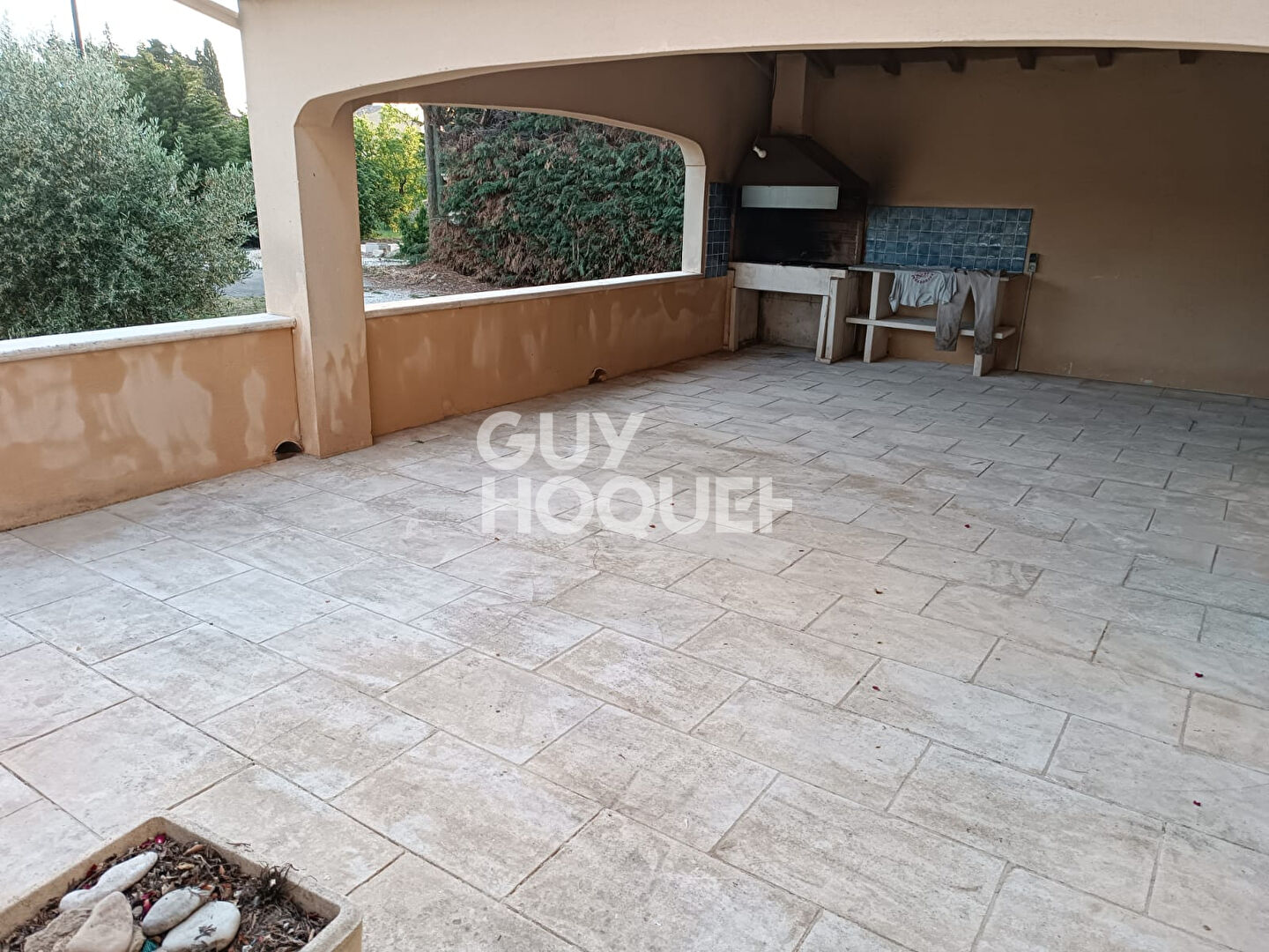 Location : appartement F2 meublé à VIOLES