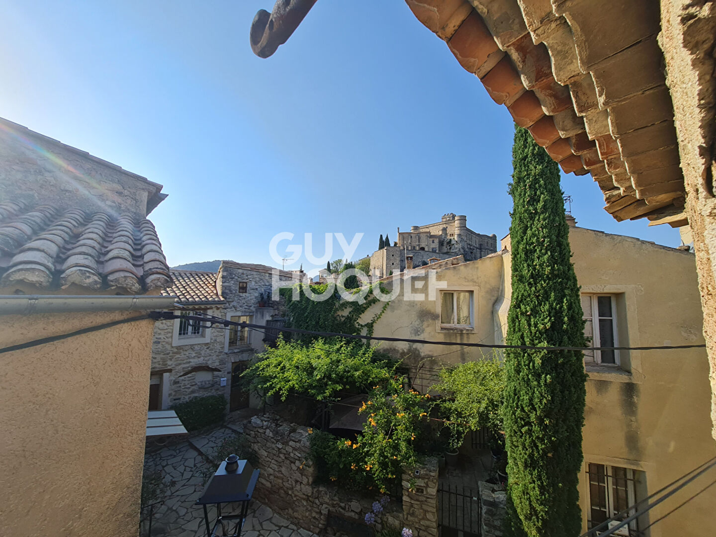 Maison LE BARROUX - coeur de village - sur 5 niveaux