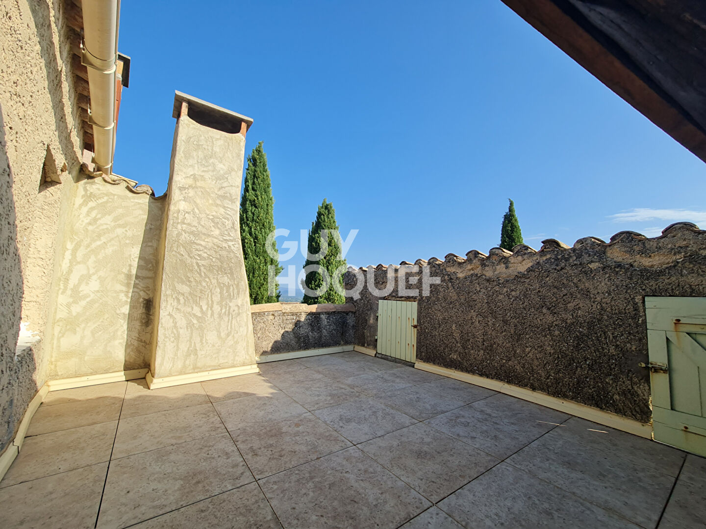 Maison LE BARROUX - coeur de village - sur 5 niveaux