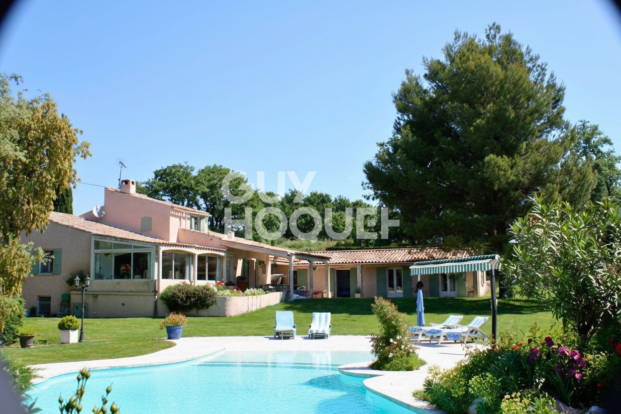 Propriété de charme - 305m² habitables - 5176m² de parc