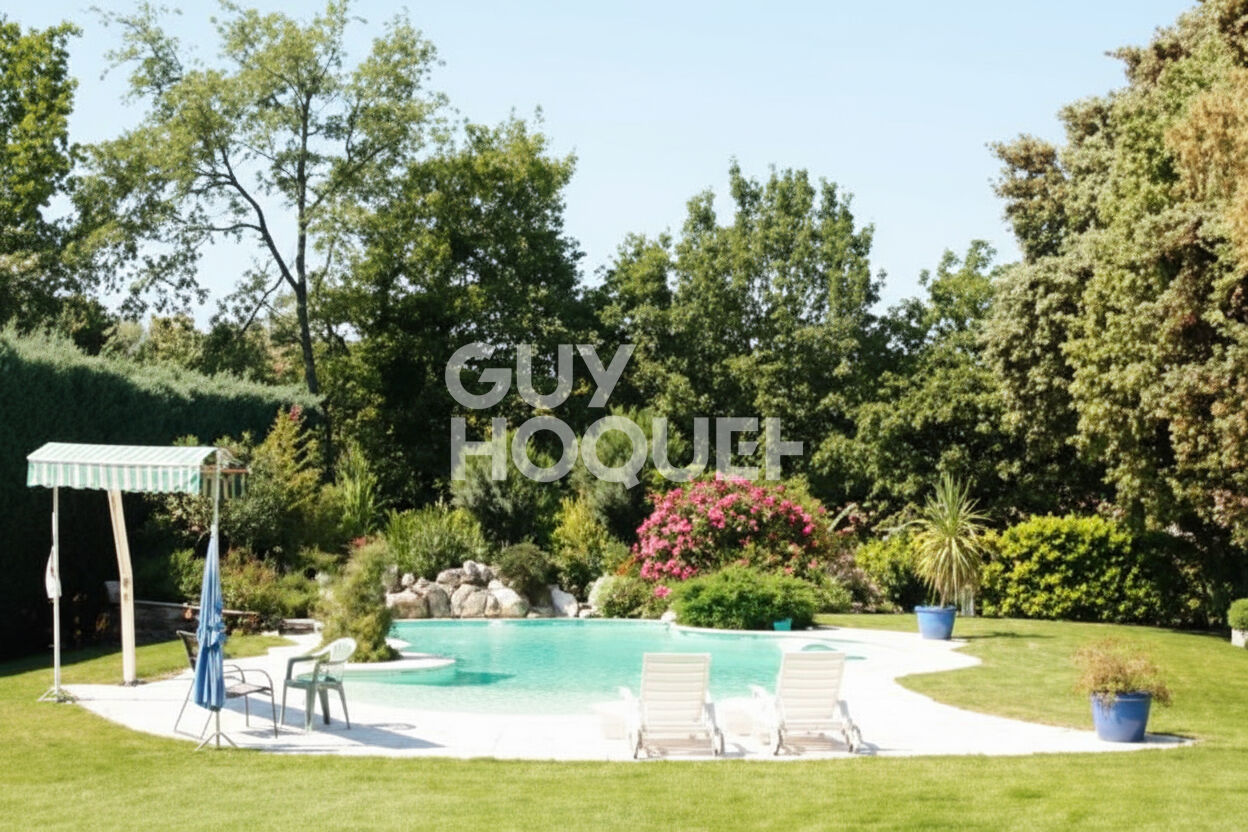 Propriété de charme - 305m² habitables - 5176m² de parc