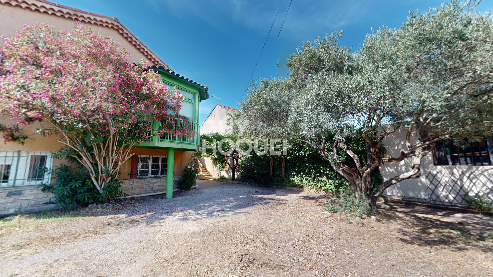 Maison Carpentras 157 m² habitables + Dépendances 127 m²