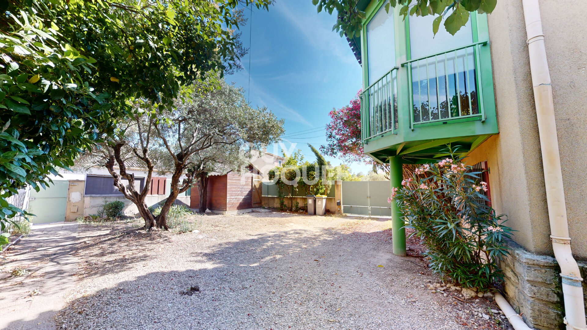 Maison Carpentras 157 m² habitables + Dépendances 127 m²