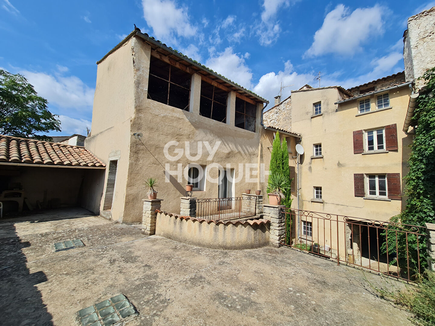 Maison MAZAN - 10 pièces - 375 m² - Grand potentiel