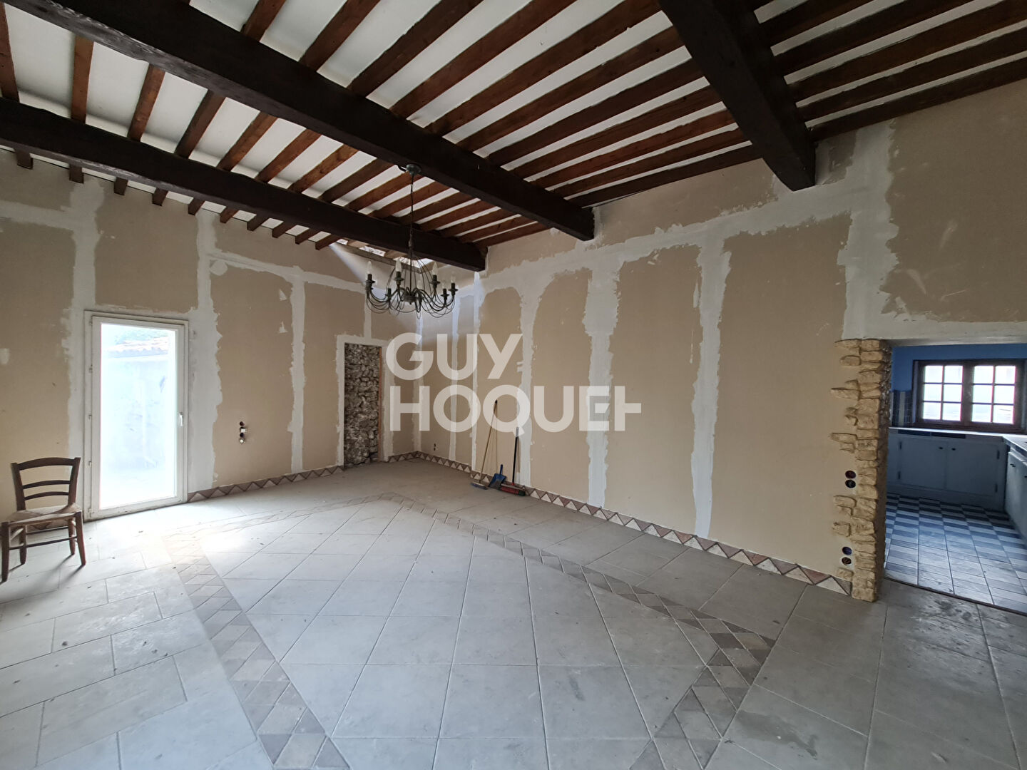 Maison MAZAN - 10 pièces - 375 m² - Grand potentiel